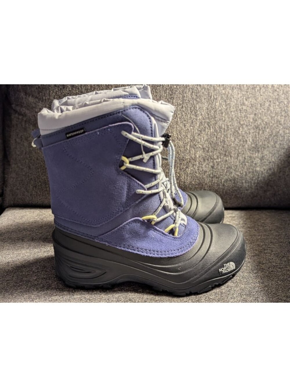 The North Face Kids Waterproof Thermafelt Winter Boots US 5
